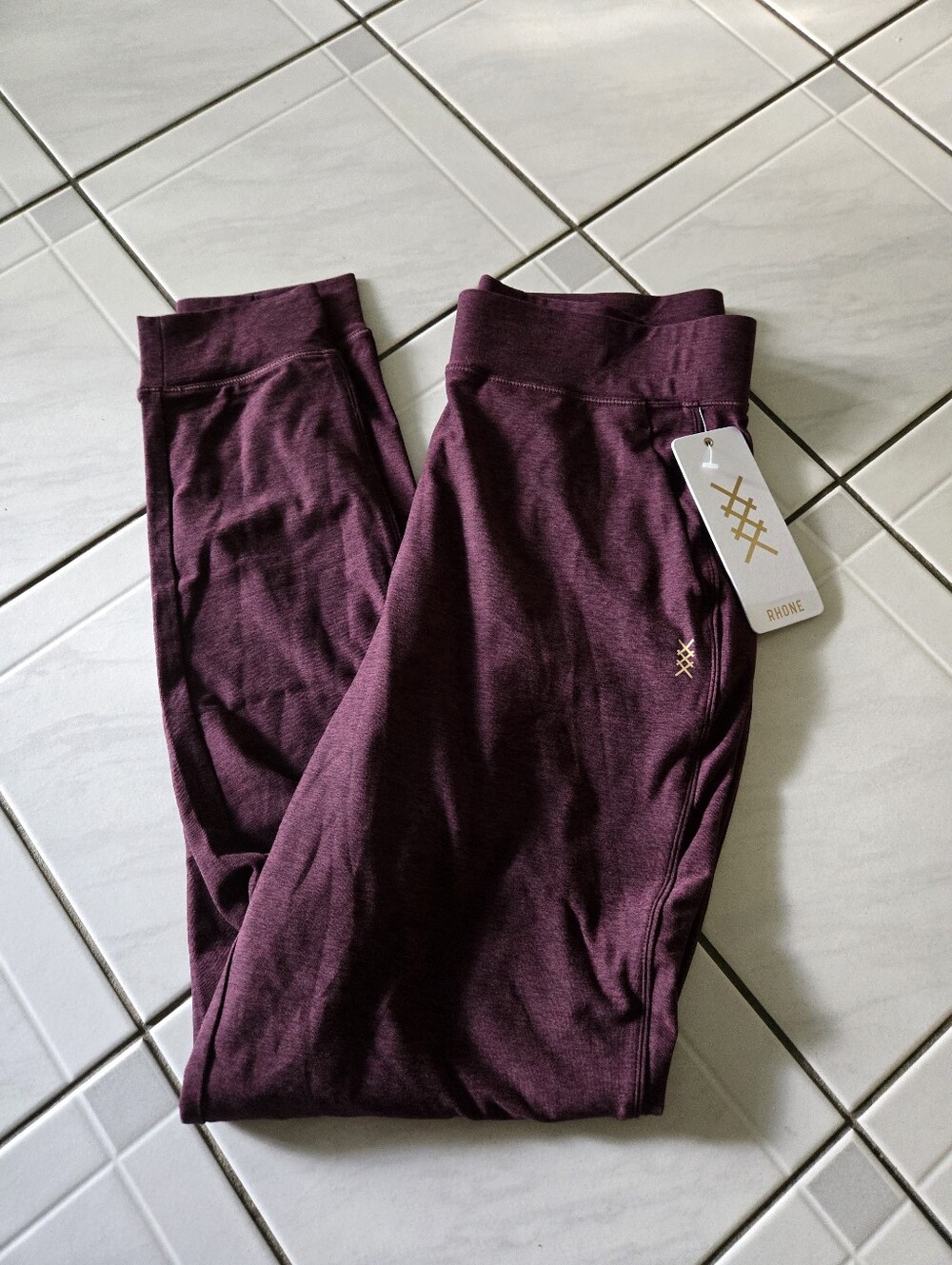 NWT Rhone Atmosphere Jogger Bordeaux Red Heather S